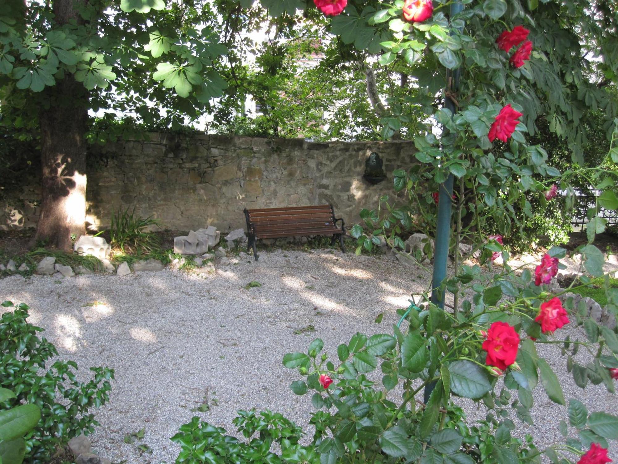 Villa Fausta B&B Triëst Buitenkant foto